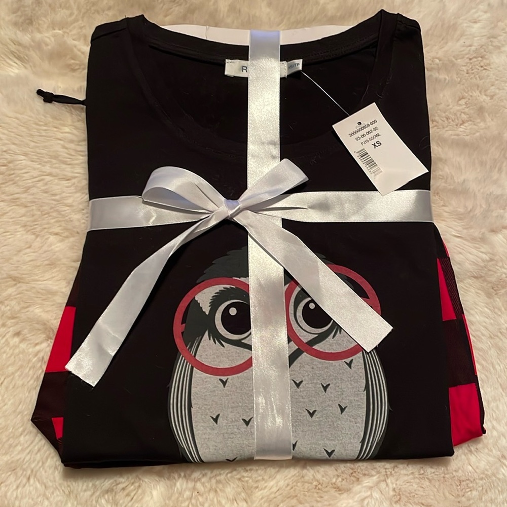 Ricki’s black & red Pajamas size XS NWT